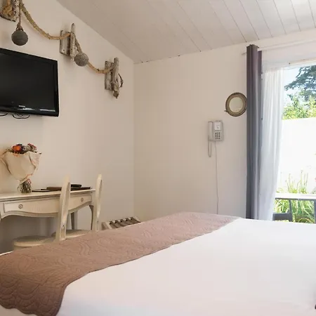 Restaurant & Plaisir Hotel