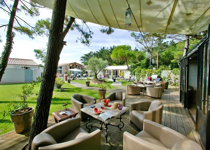 Hotel Restaurant & Plaisir 4*