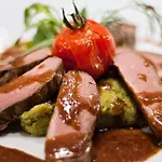 Restaurant & Plaisir Hotel