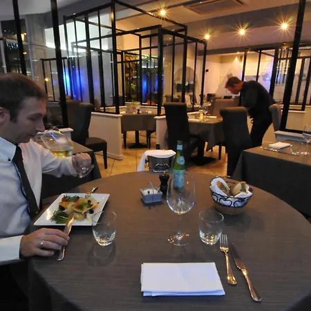 Hotel Restaurant & Plaisir 4*