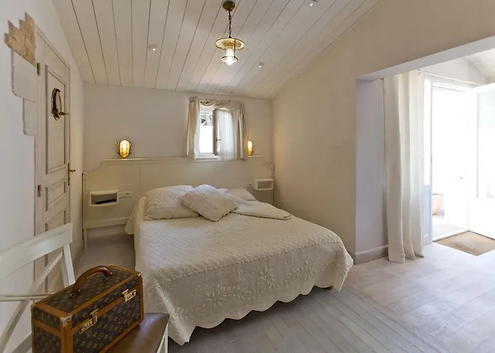 Hotel Restaurant&spa Plaisir 4*